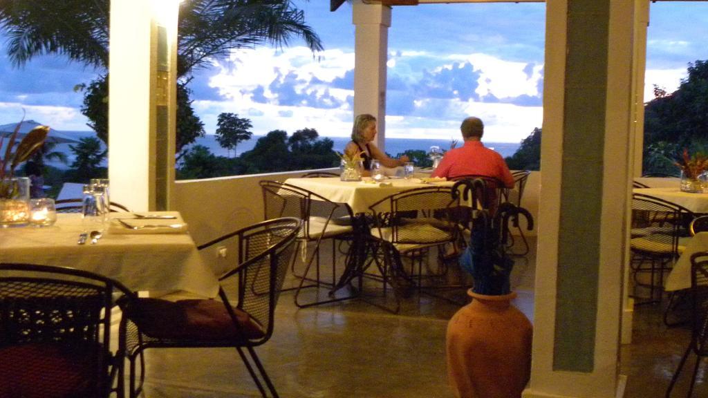 Hotel Lookout Playa Tortuga Ojochal Exterior foto